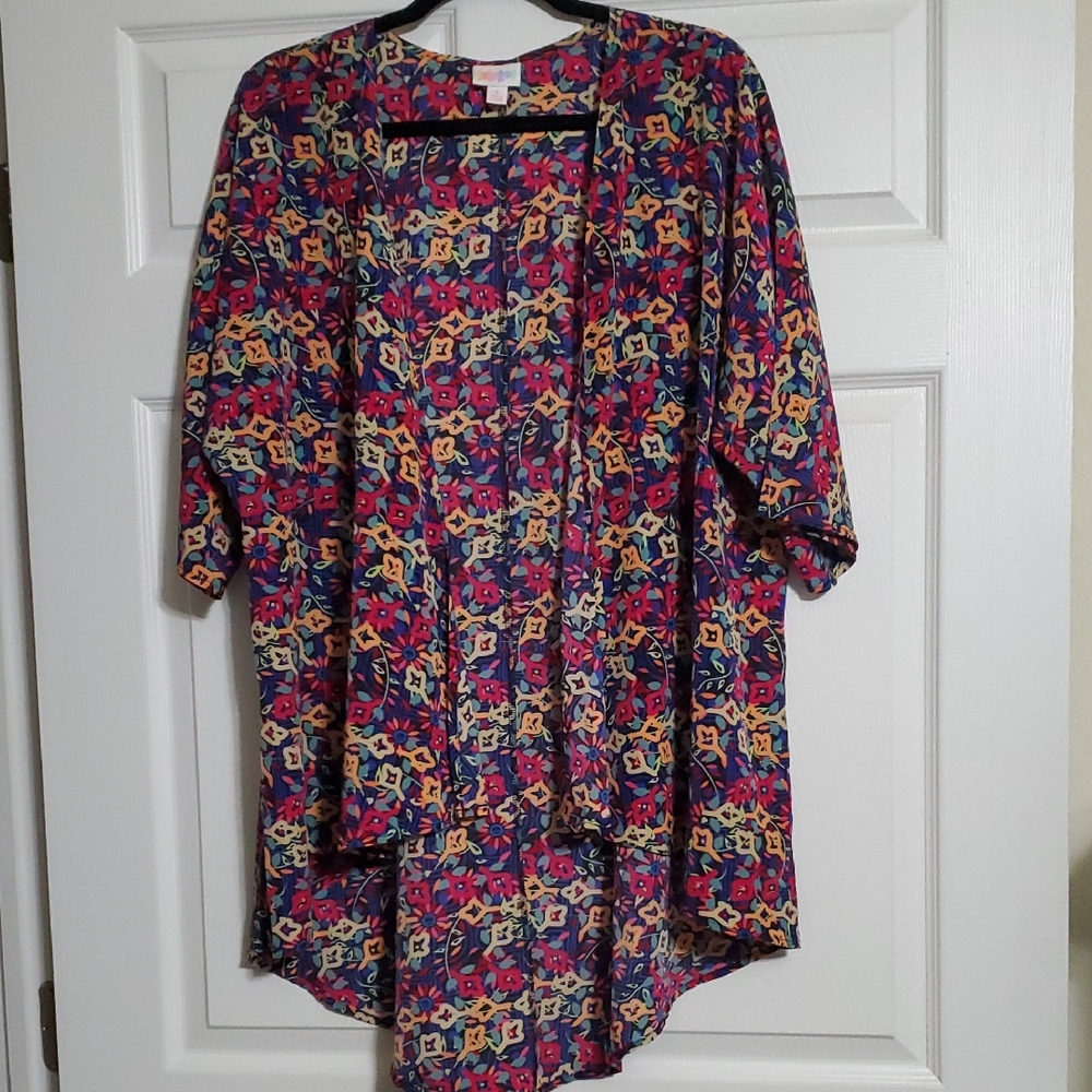 LuLaRoe Multicolor Geometric Kimono